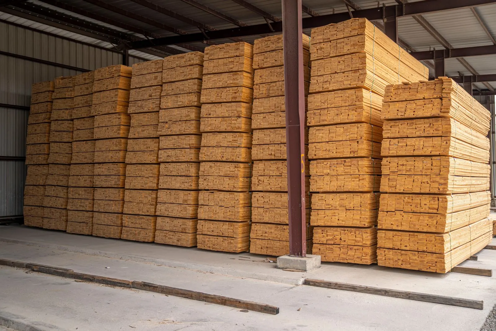 Edlonwood plywood production